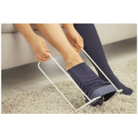 Ndihmesë për mbathje të çorapeve kompresive