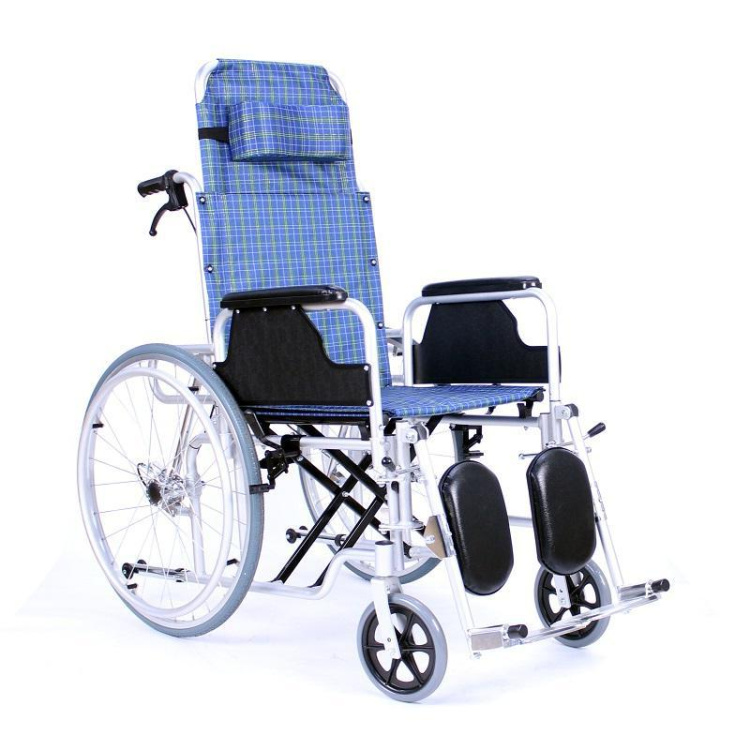 Универзална инвалидска количка со подвижен наслон и папучи кои се подесуваат - стандард DY